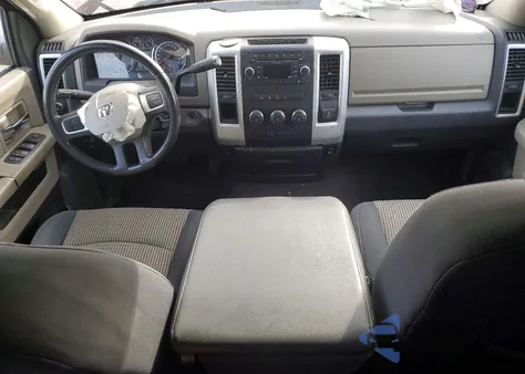 2010 Dodge Ram 1500 z USA, uszkodzony, nr VIN 1D7RB1GTXAS126613